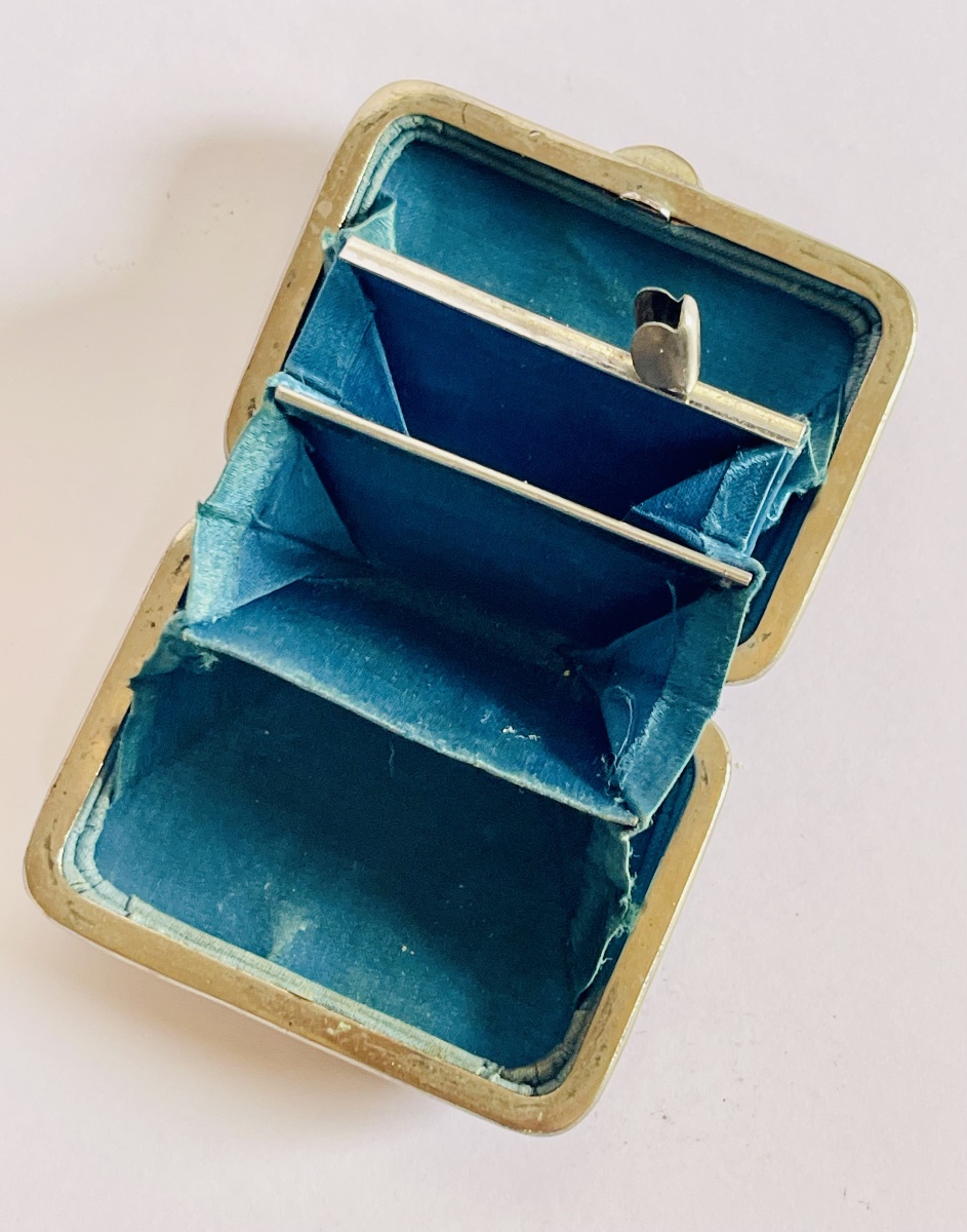 Tortoiseshell And Silver Coin Purse -photo-5